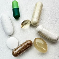 如何选择好用的保健品混合数粒包装机？